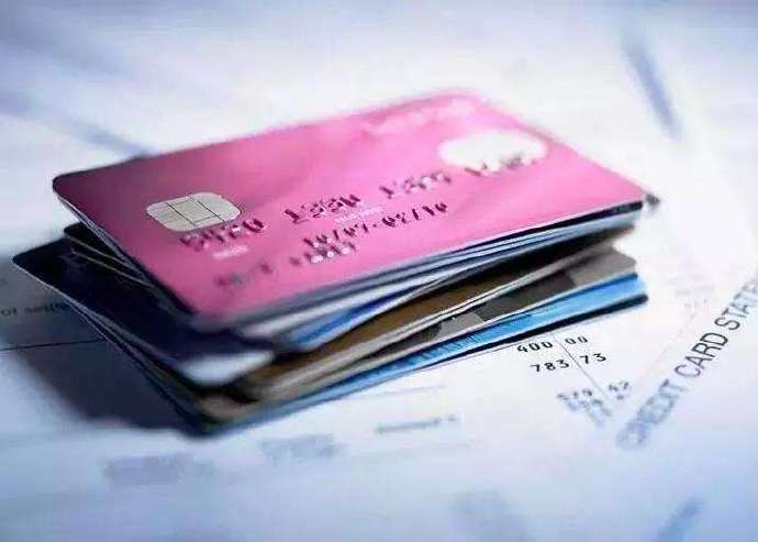 继微信与支付宝后银行表示手机APP信用卡还款免费